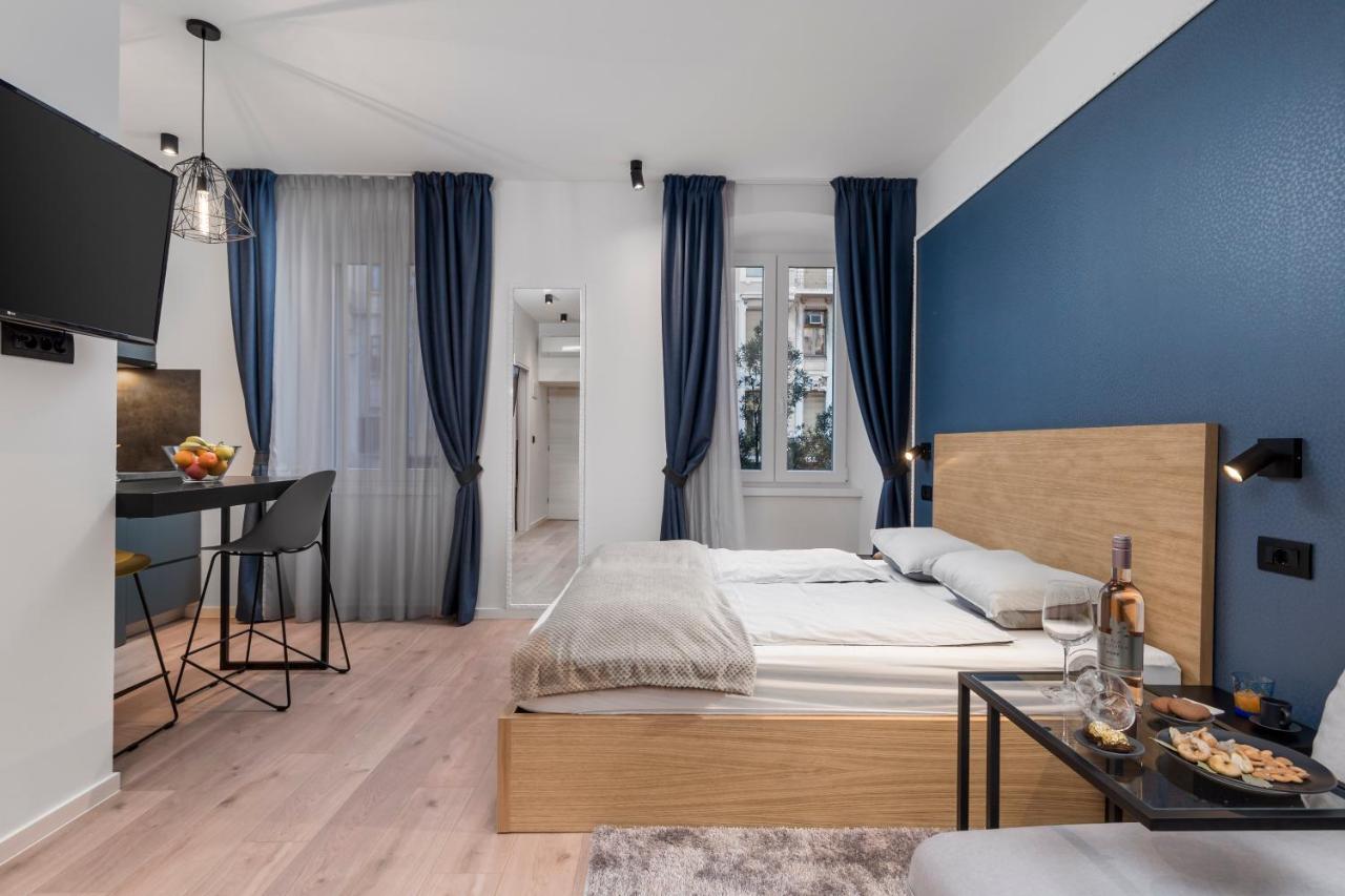 Deluxe Apartments "In The Center" Fiume Kültér fotó