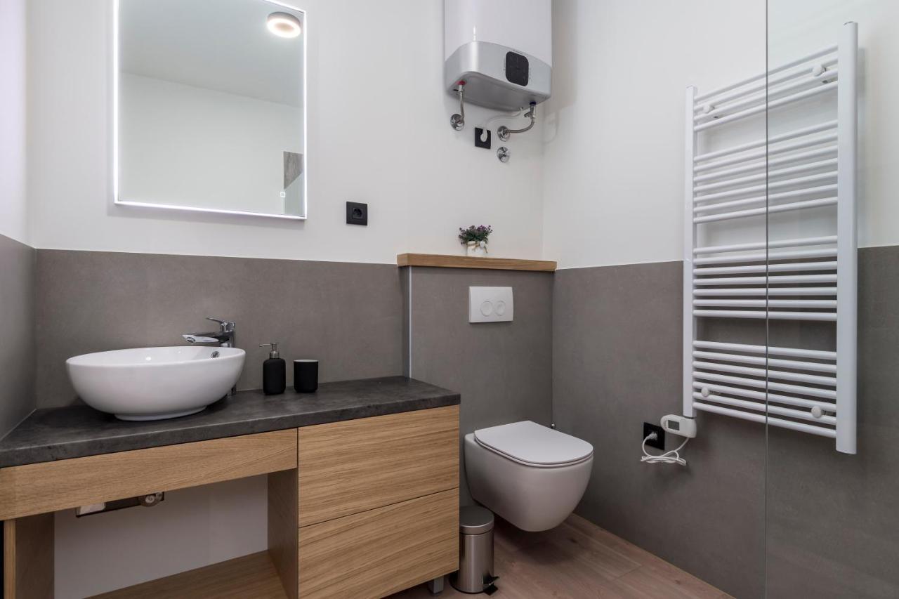 Deluxe Apartments "In The Center" Fiume Kültér fotó